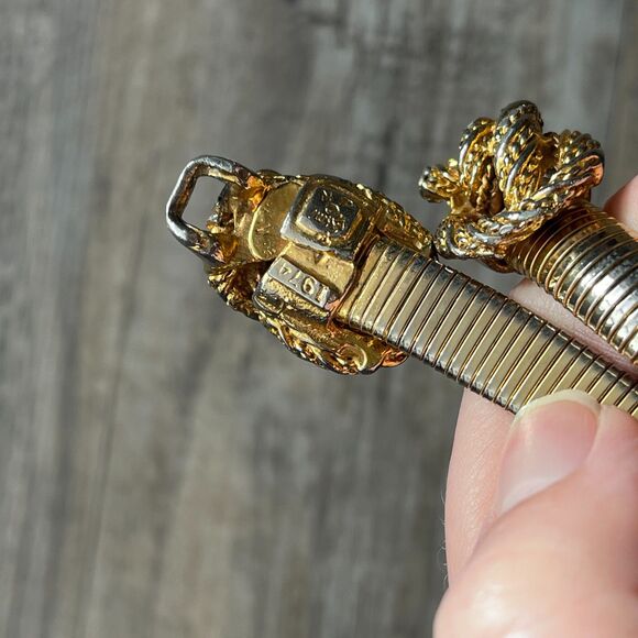 Mimi Di N 1972 Gold Metal Stretch Belt Statement Buckle Old Money Aesthetic 26" - Picture 3 of 8